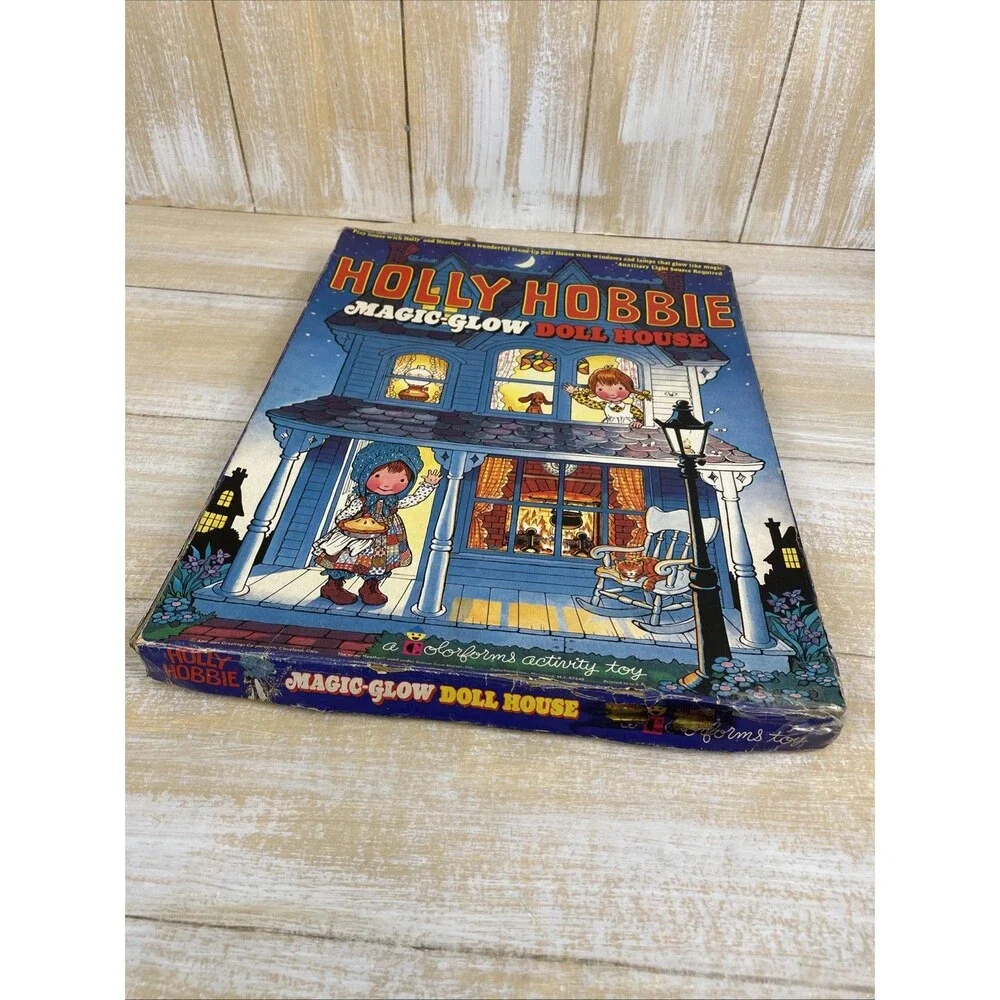 Vintage 1977 Holly Hobbie Magic Glow Doll House Colorforms Playset